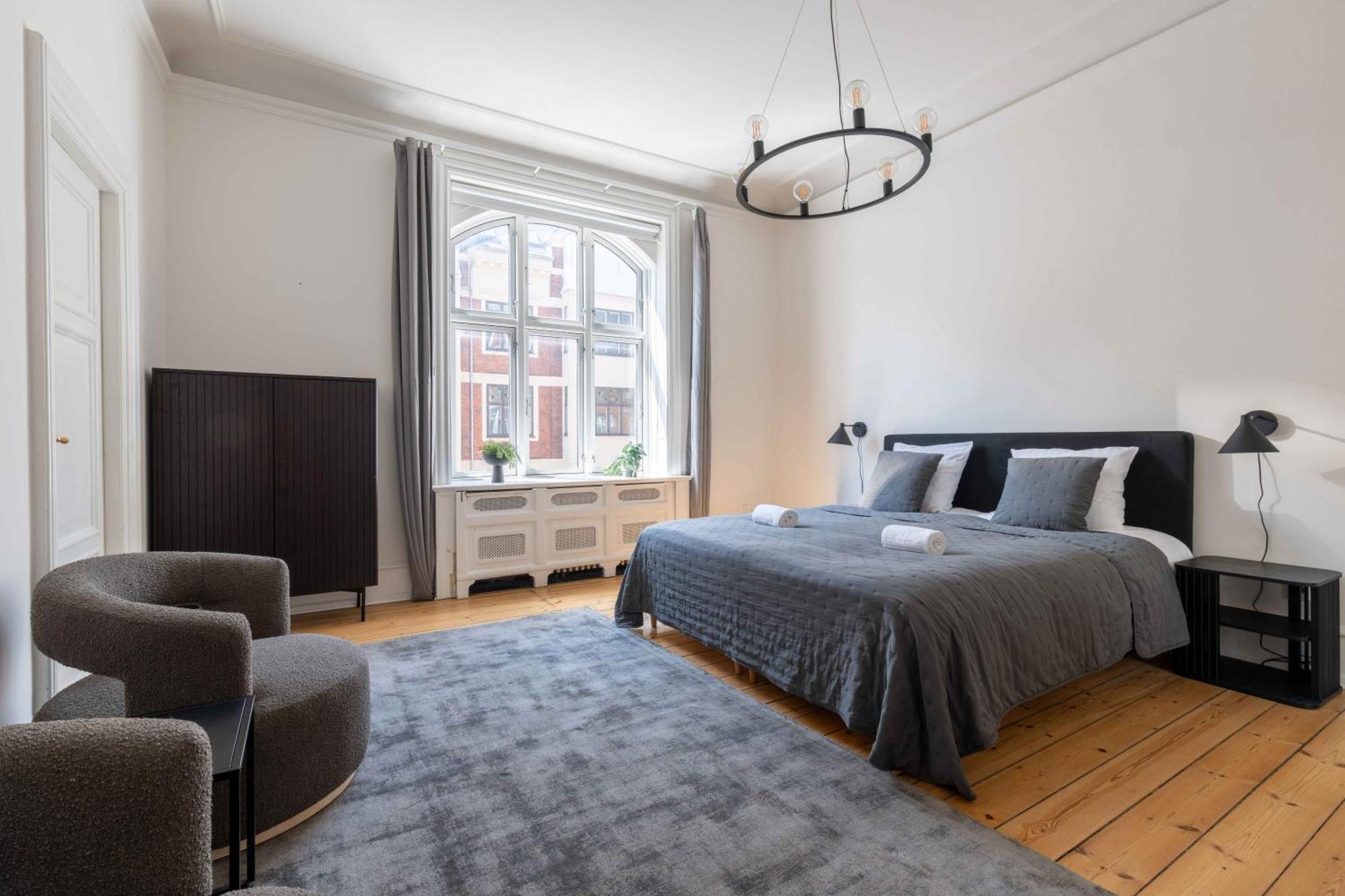 Lovely 3br Manor 5 Min From Tivoli Gardens Copenaghen