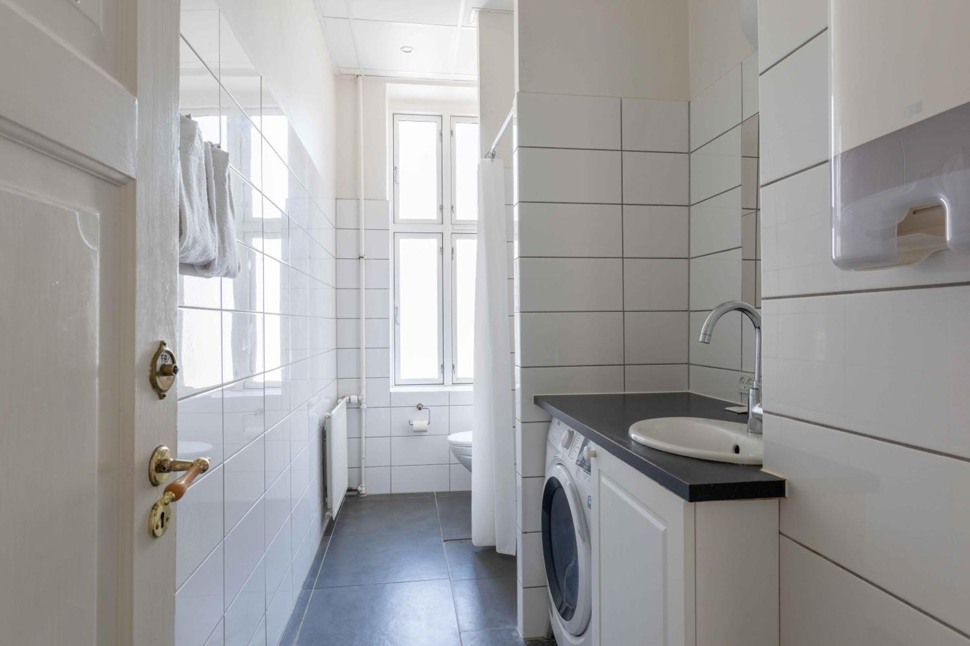 Lovely 3br Manor 5 Min From Tivoli Gardens Appartamento