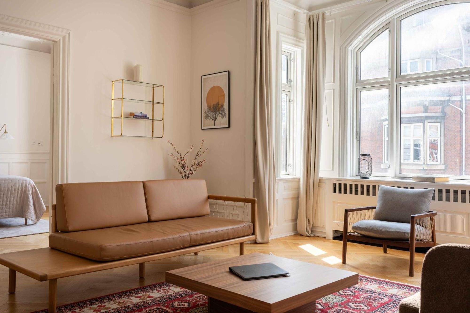 Lovely 3br Manor 5 Min From Tivoli Gardens Copenaghen