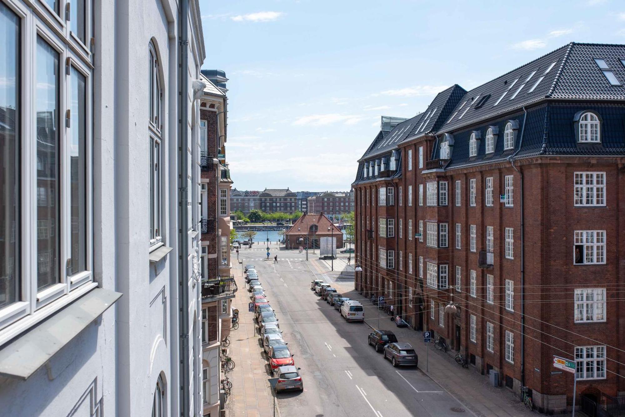 Lovely 3br Manor 5 Min From Tivoli Gardens Appartamento Copenaghen